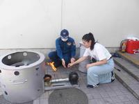 灯油バーナー操作の様子