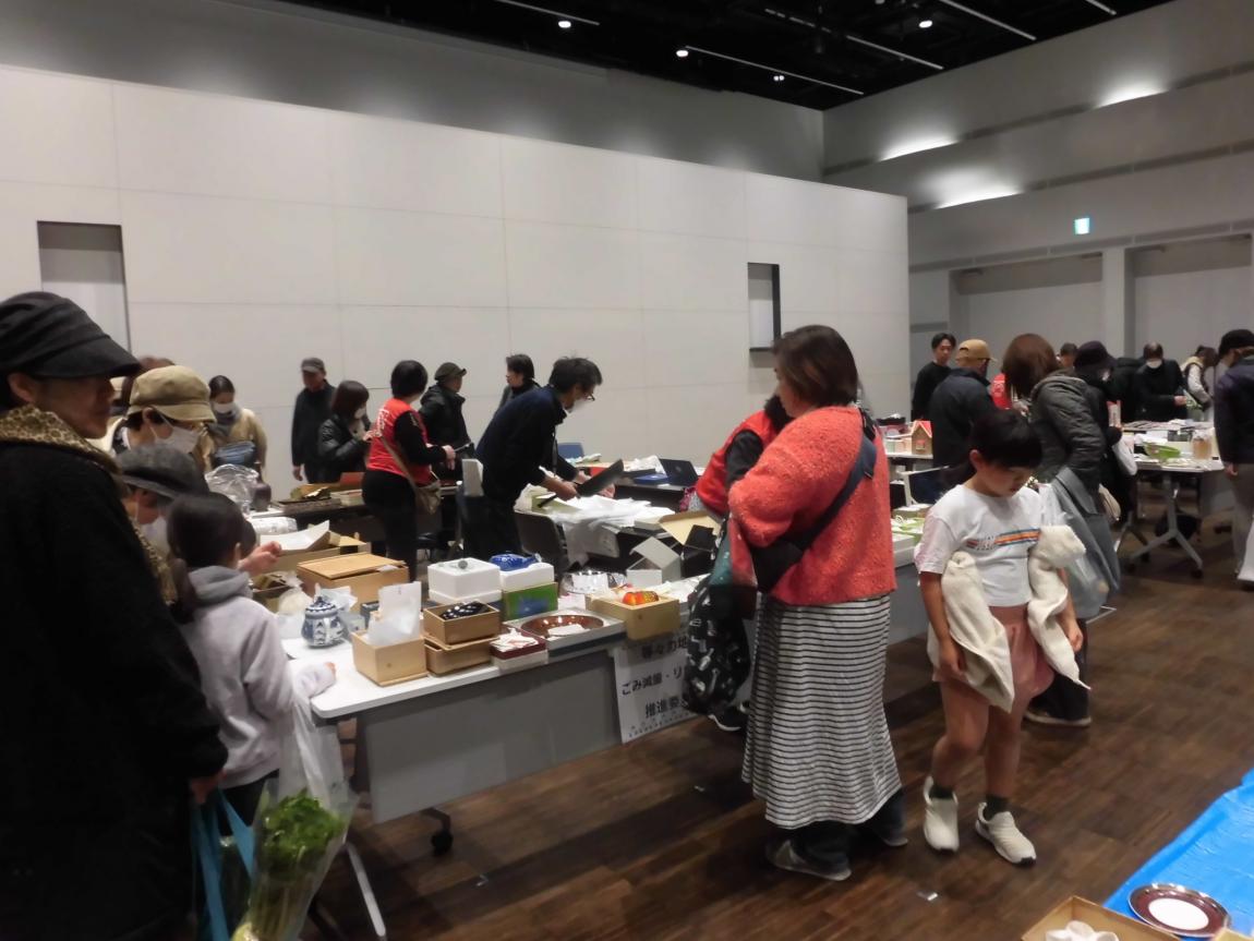 等々力リサイクル市の様子