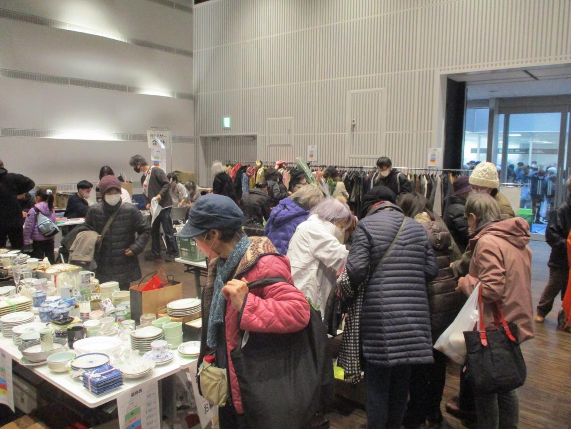 等々力リサイクル市の様子