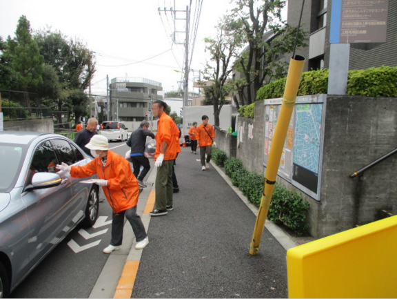 上野毛まちづくりセンター前