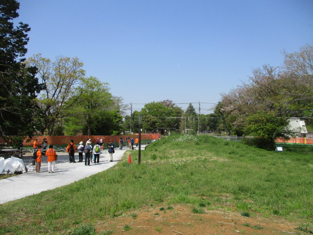 中