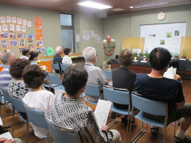 花後の手入れ講習会の様子