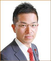 議長 おぎのけんじ氏（自民）
