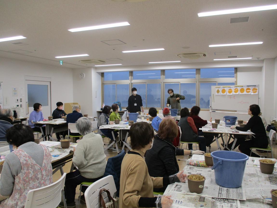 さぎ草栽培講習会の様子
