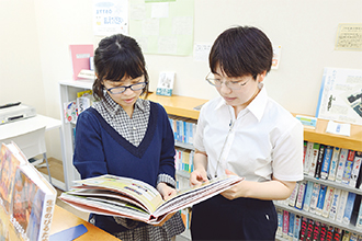 プロジェクトに参加する学生の写真