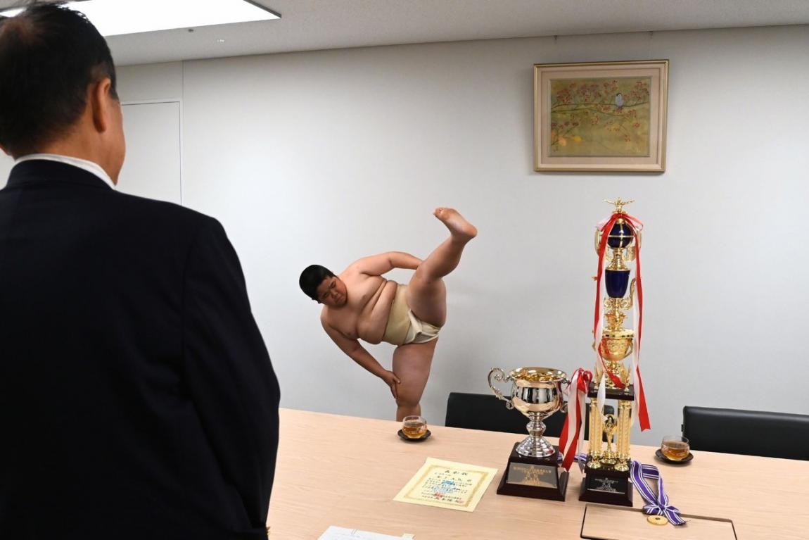 四股