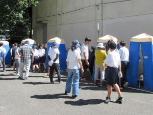 マンホールトイレ