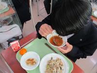 キムチチゲおいしいな～（喫食中）