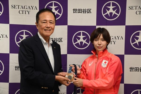 宮脇選手が表敬訪問