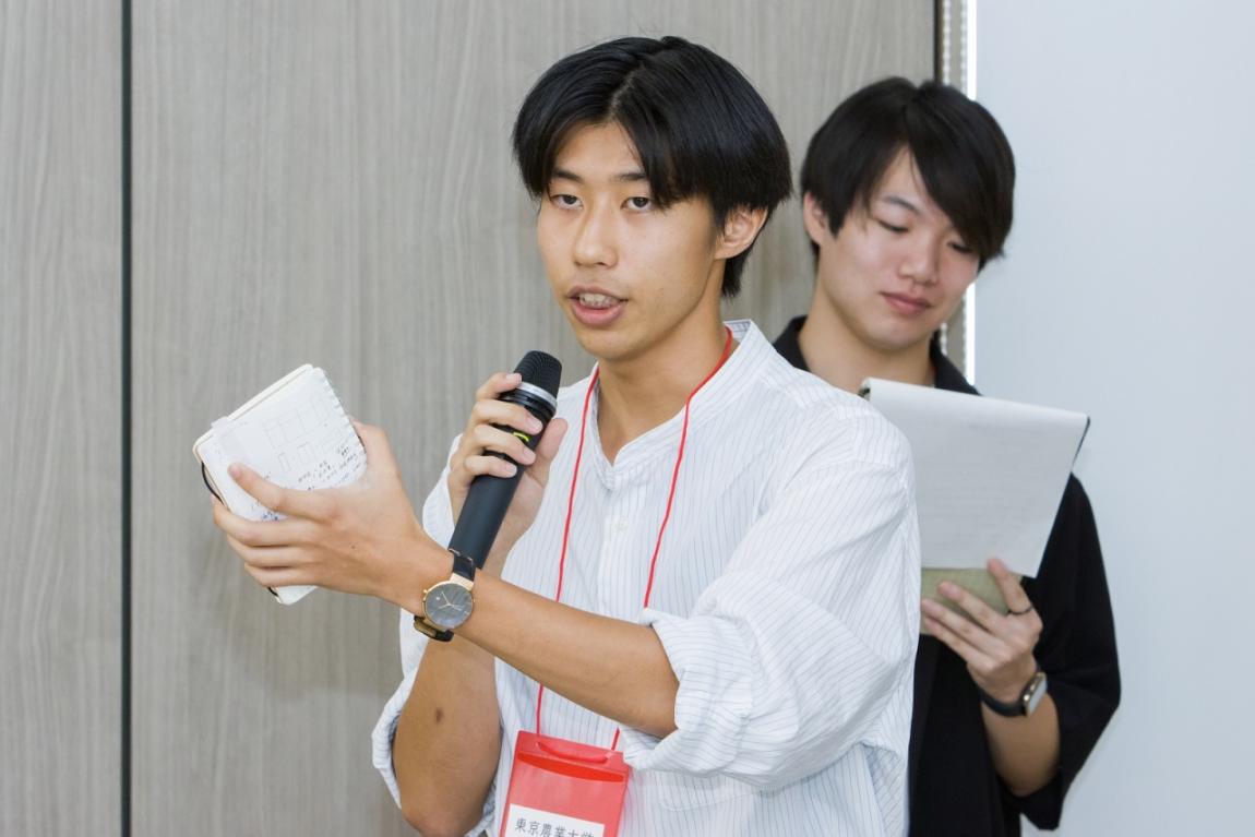 座談会の様子2