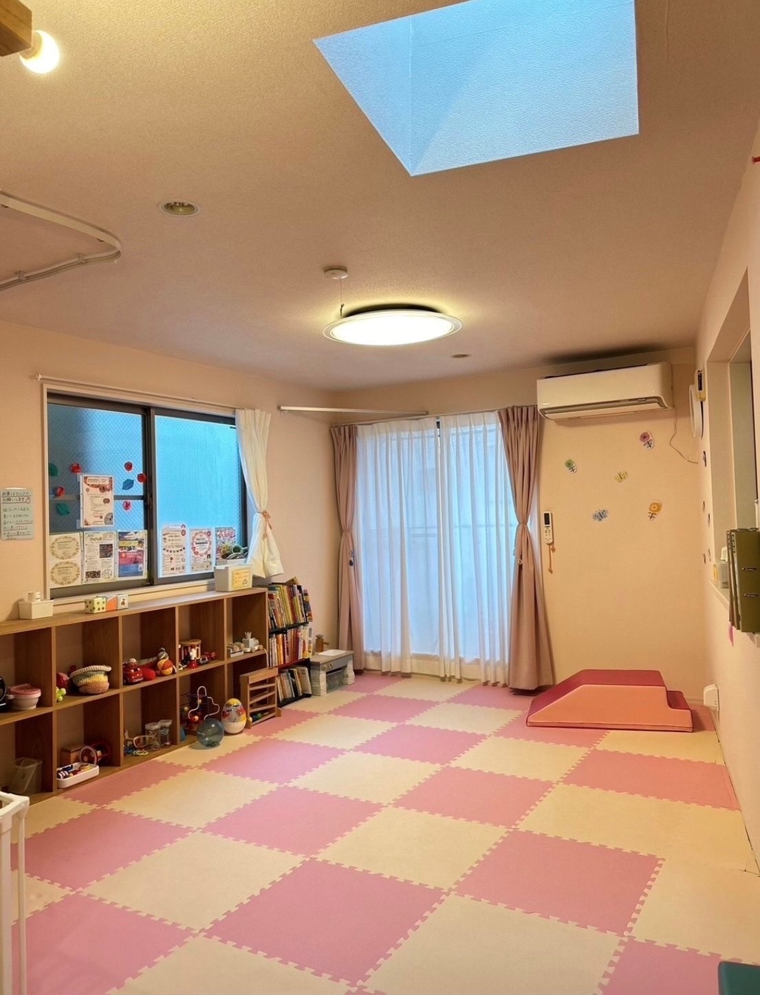 ひろば内