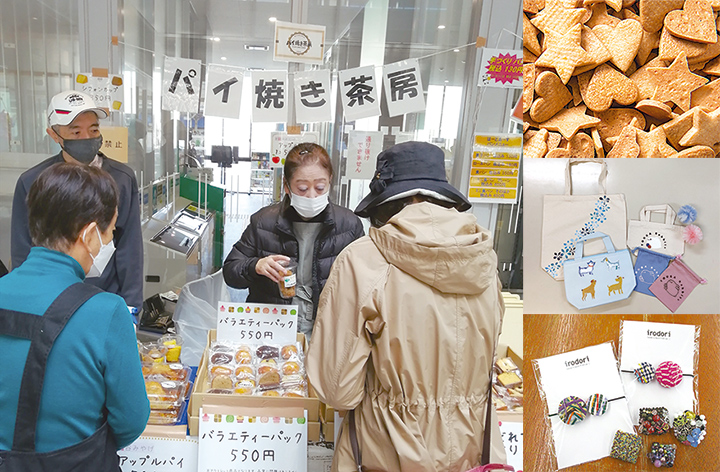 お菓子やグッズ販売の写真