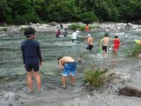 川遊び