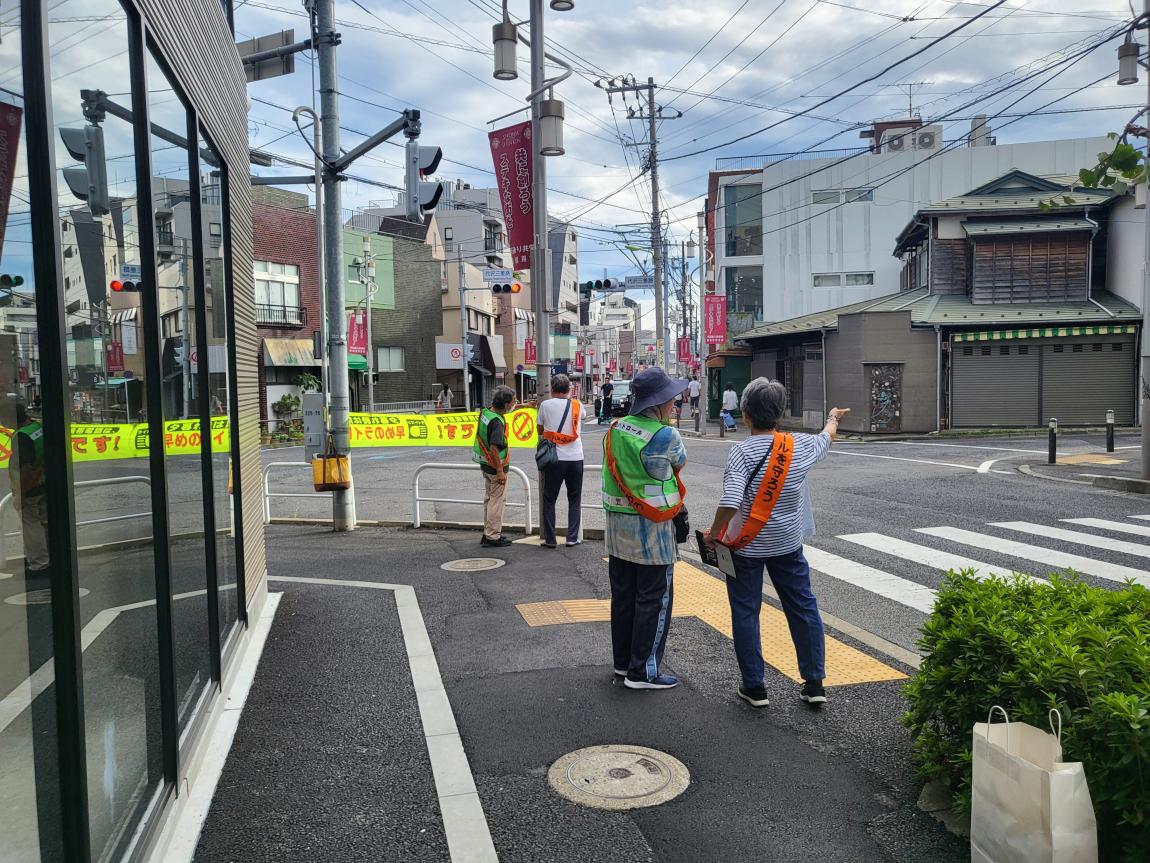 代沢三差路での様子
