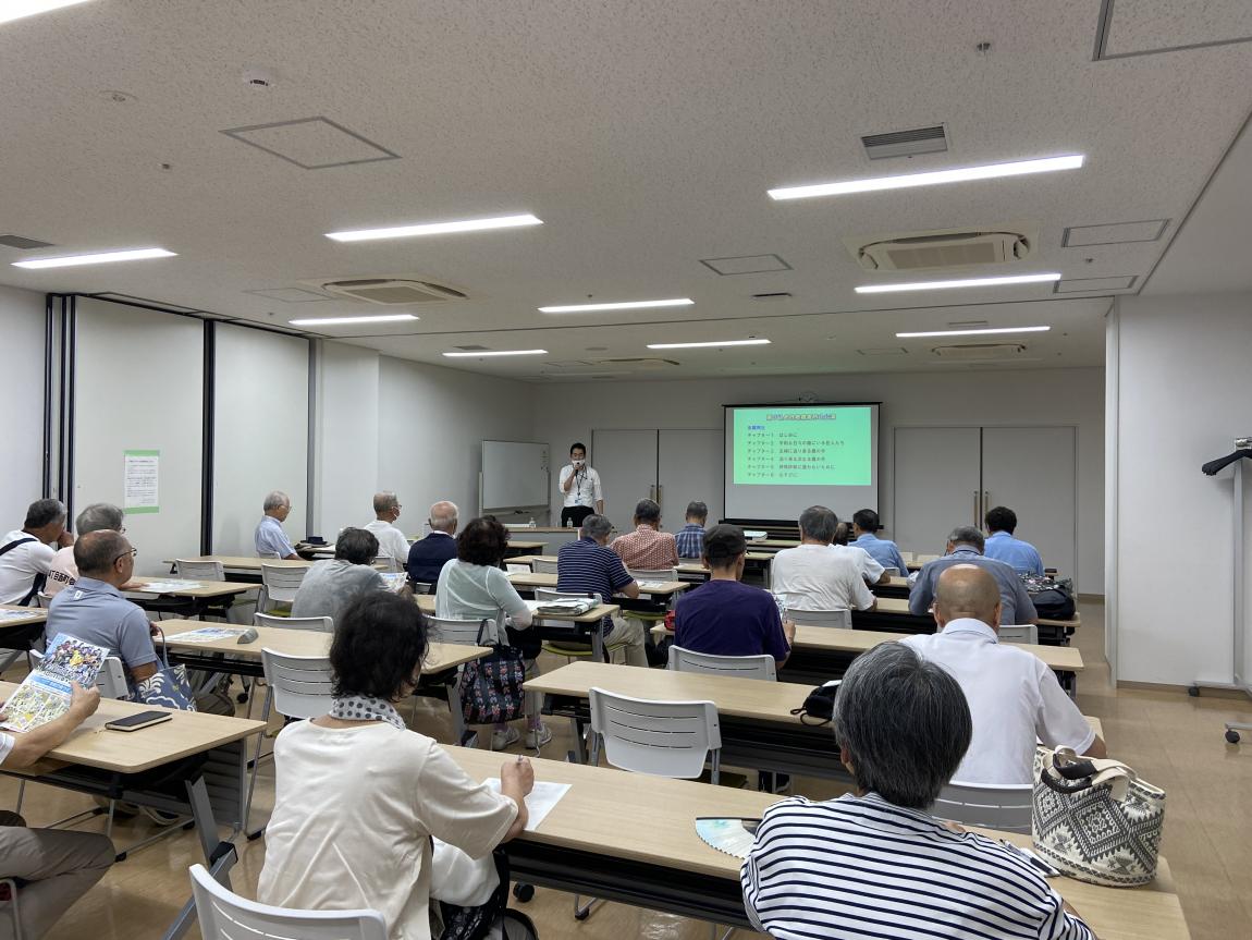 座談会の様子1