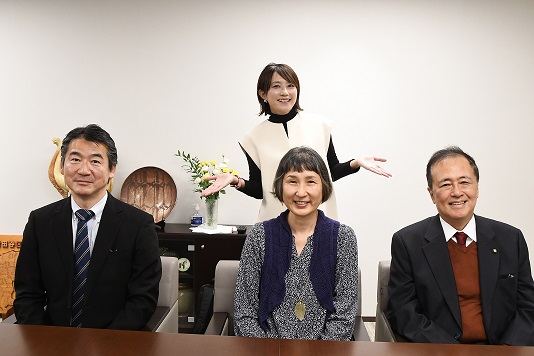 談話室12月