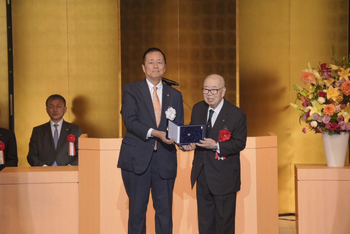 桑嶋氏