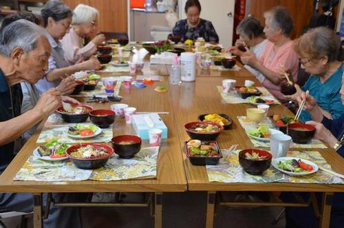 食事の様子