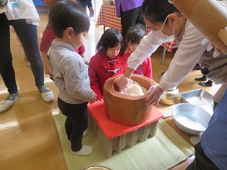 もきつき