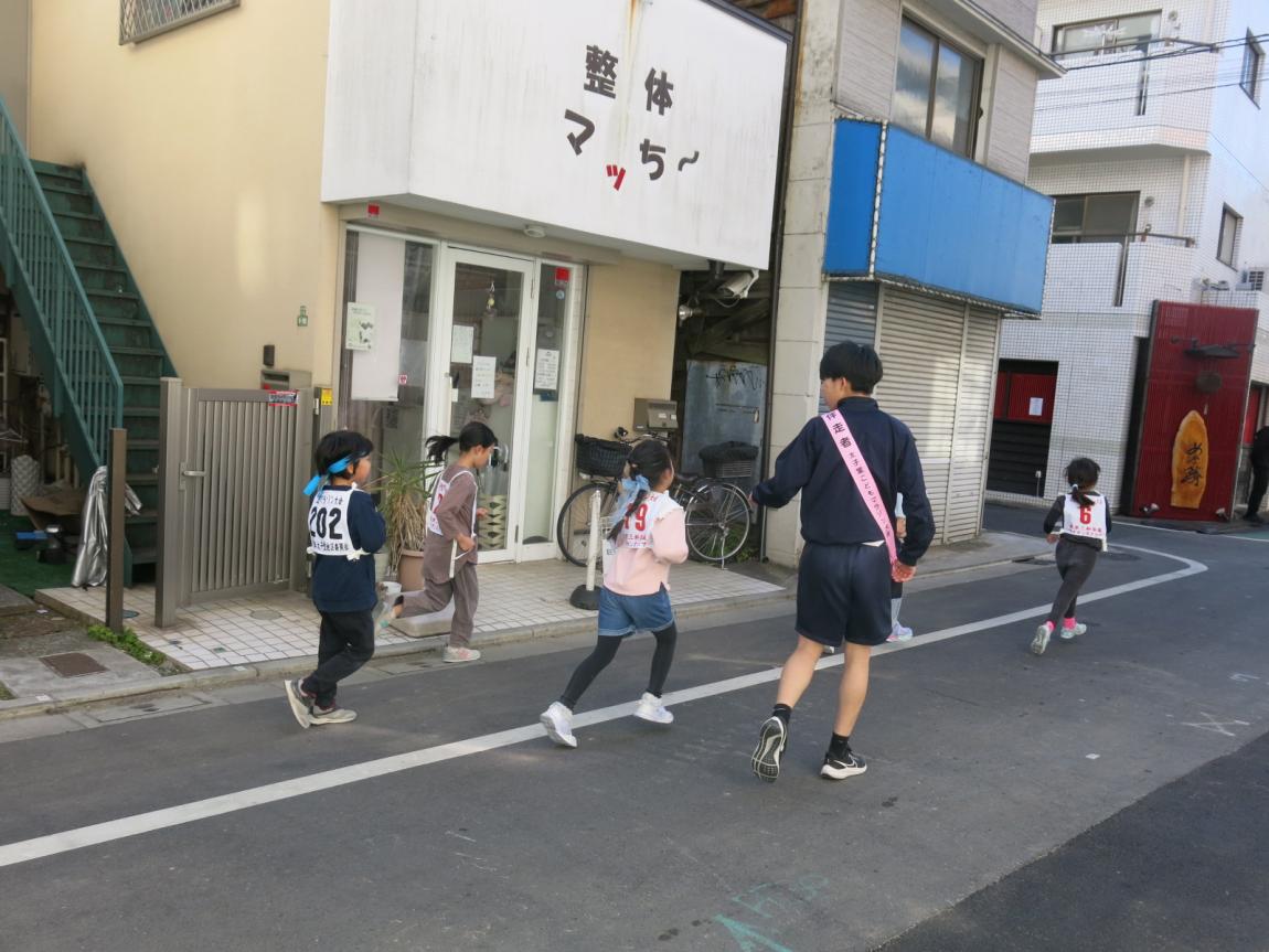 伴走