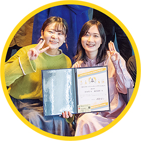 杉本萌さんと藤澤茜里さんの写真