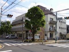 ひまわり荘の全景を写した写真