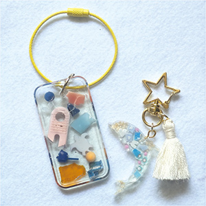 海洋プラスチックキーホルダーの写真