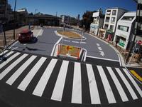 東北沢駅　駅前広場