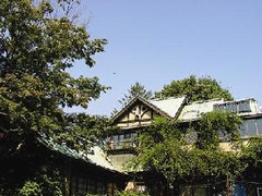 経堂の西洋館と庭