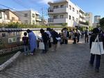 烏山川緑道でのなぞときの様子