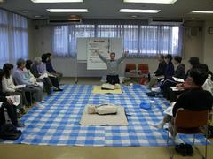 身近なまちづくり推進協議会の救命講習会の写真