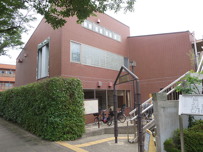 上祖師谷地区会館外観