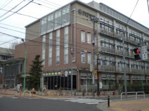 砧総合支所区民集会所外観