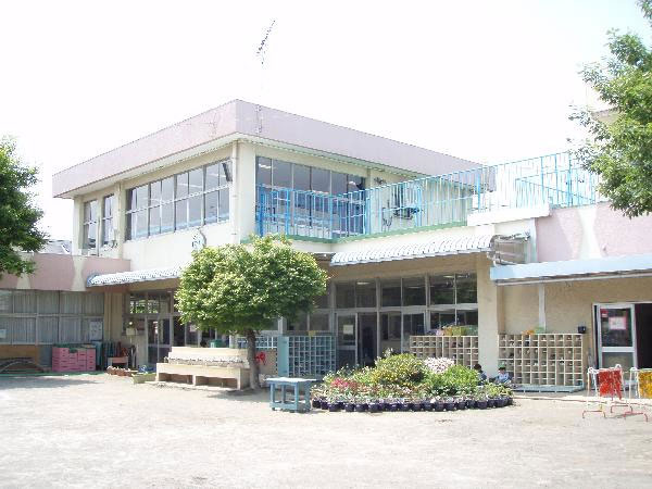 給田幼稚園外観