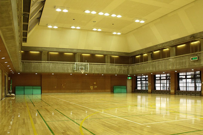 尾山台地域体育館