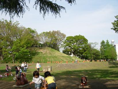 野毛大塚古墳の写真