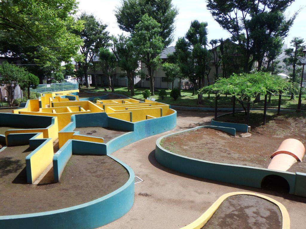迷路の遊び場