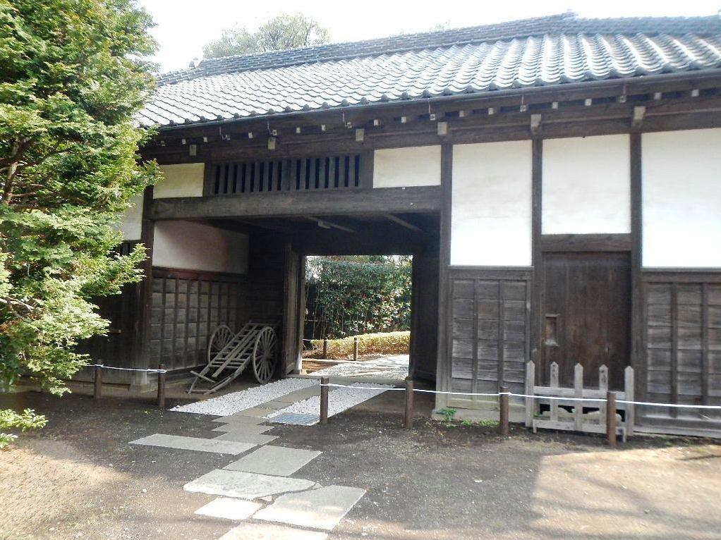 長屋門