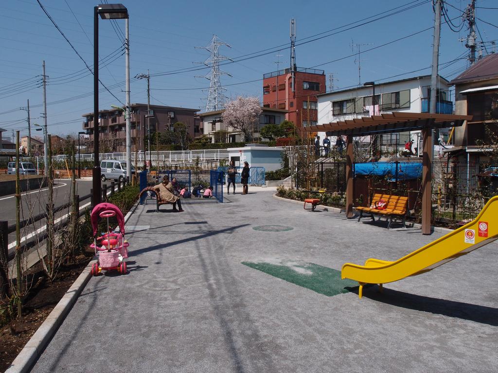 砂場とすべり台