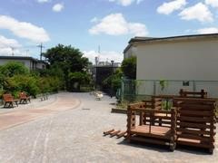 東台広場
