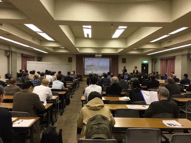 報告会の様子